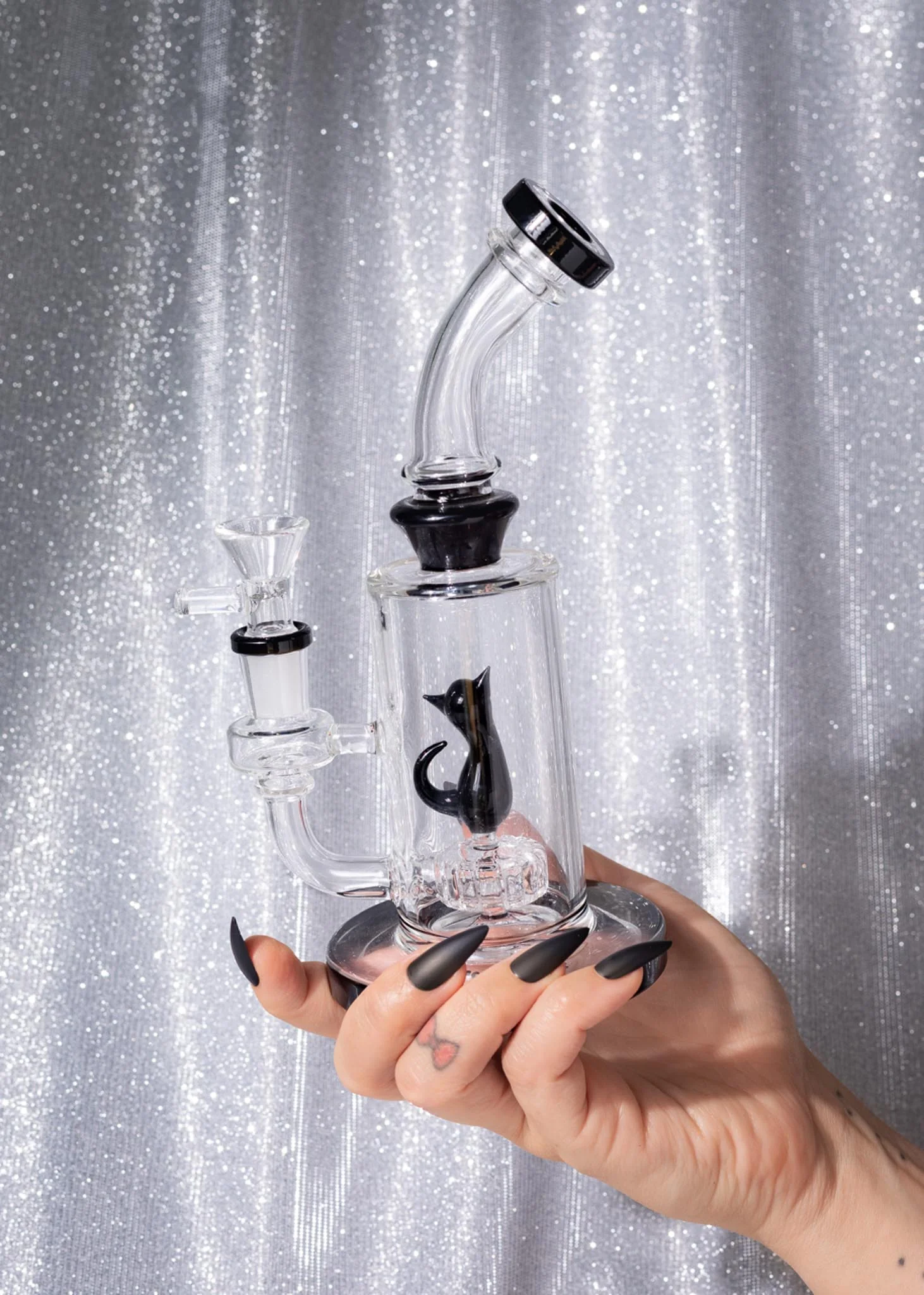 BLACK CAT FIGURINE BONG - Image 3