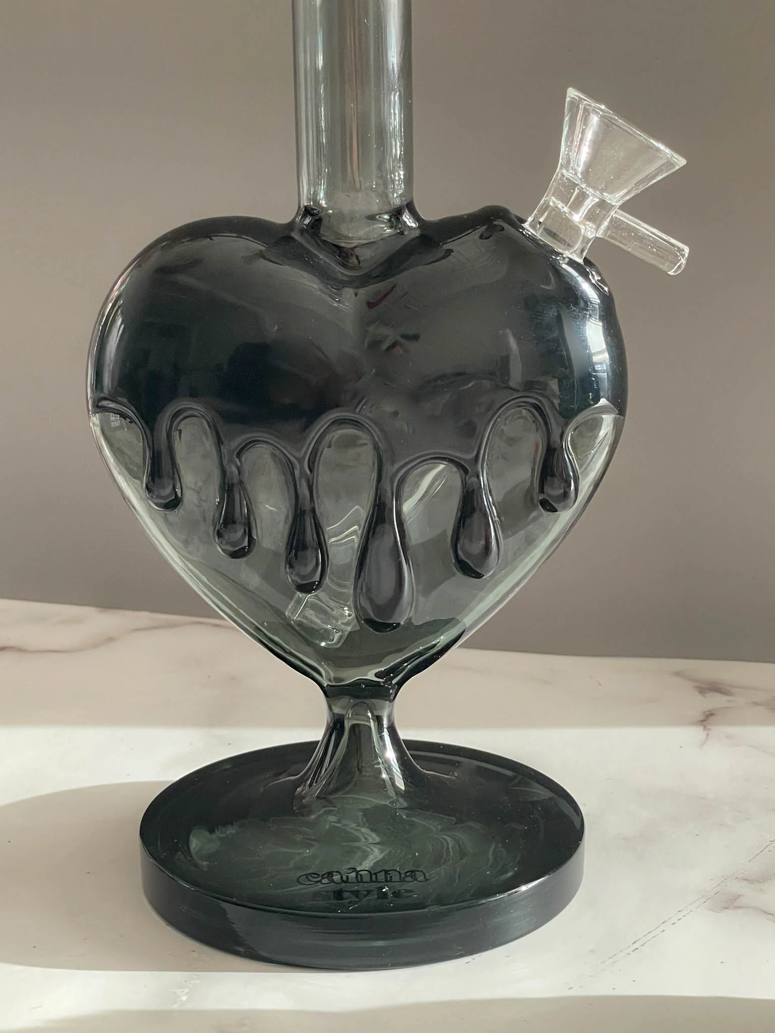 GOTH HEART BONG - Image 3