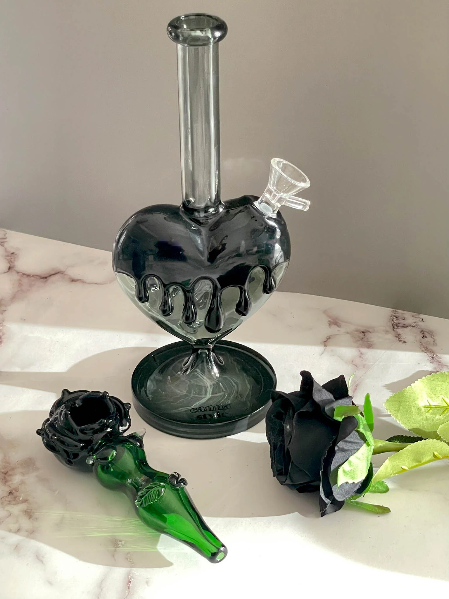 GOTH HEART BONG - Image 4
