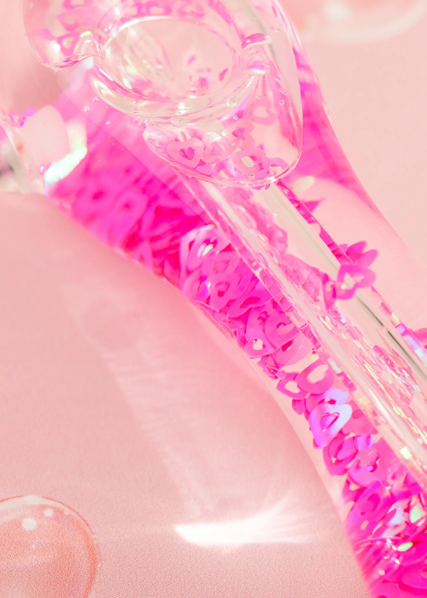FREEZABLE HEART GLITTER PIPE - Image 3