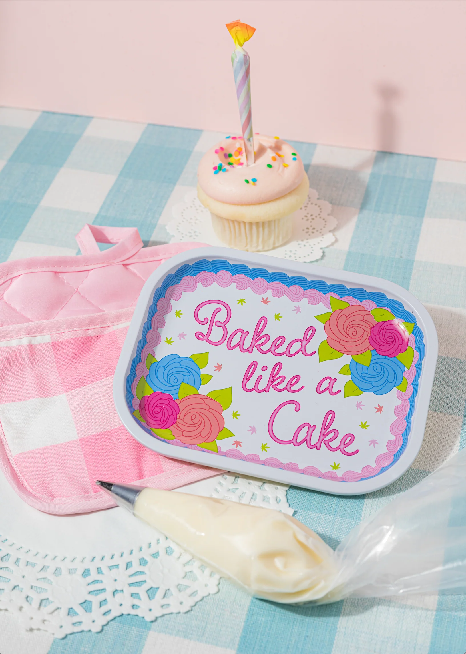 "BAKED LIKE A CAKE" ROLLING TRAY - Image 3